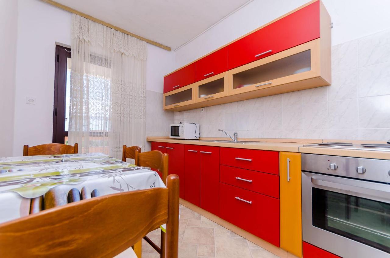 Apartments Kursan Трогир Экстерьер фото