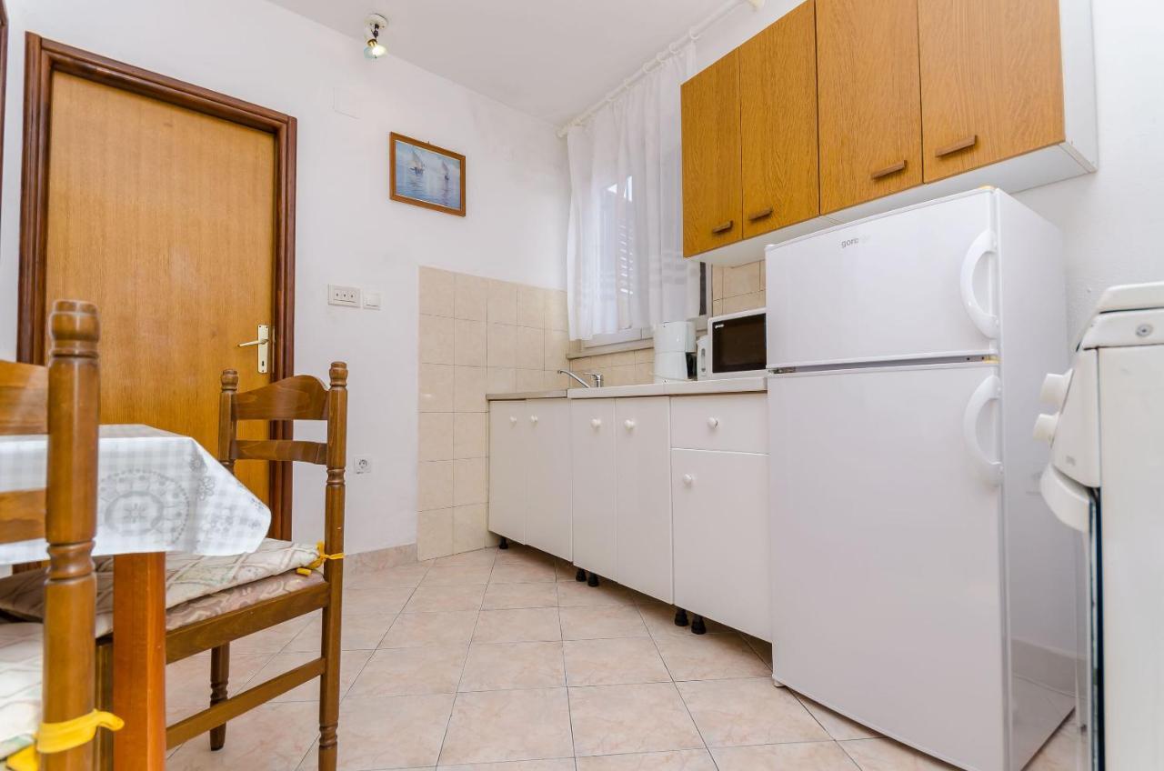 Apartments Kursan Трогир Экстерьер фото